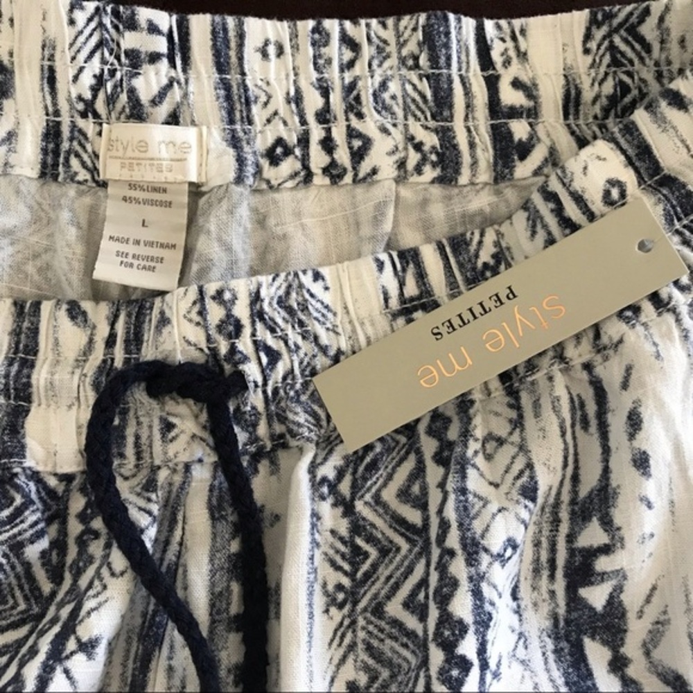 New Modern Drawstring Linen Cropped Pants - Picture 6 of 8